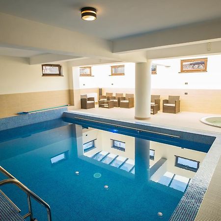 פיאטרה ניאמט Pensiunea Royal Spa מראה חיצוני תמונה
