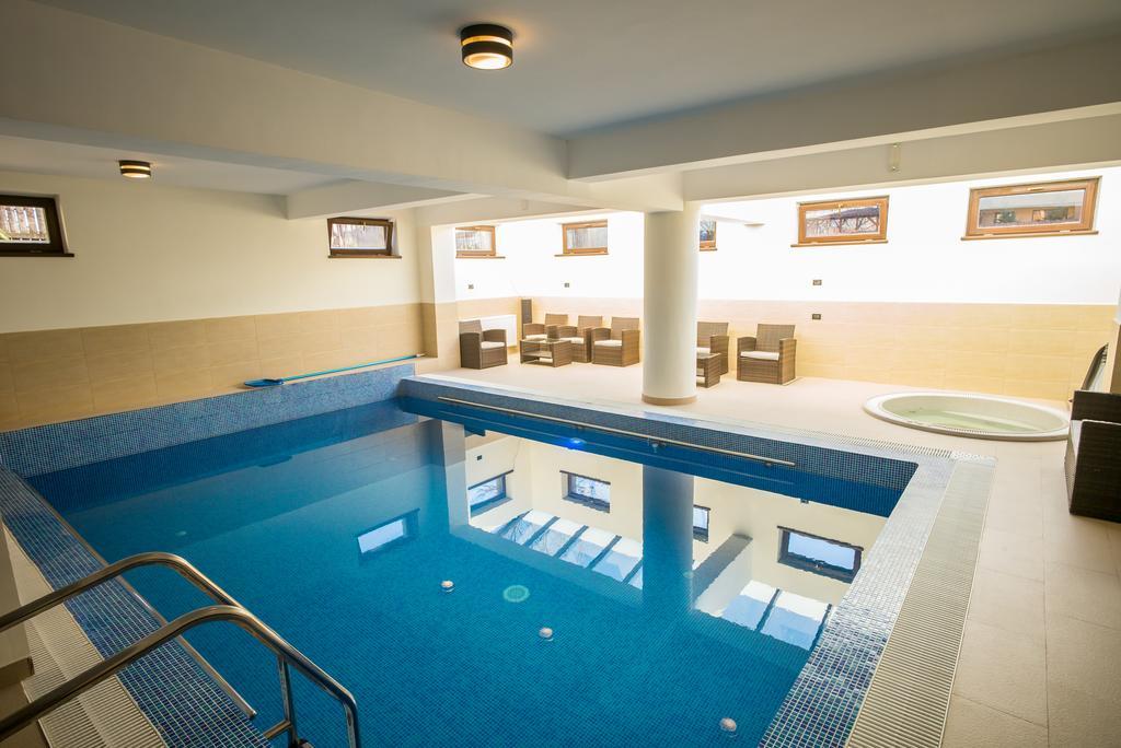 פיאטרה ניאמט Pensiunea Royal Spa מראה חיצוני תמונה