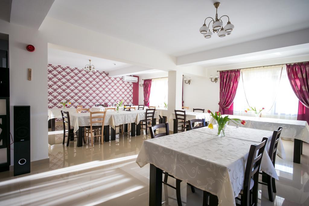 פיאטרה ניאמט Pensiunea Royal Spa מראה חיצוני תמונה