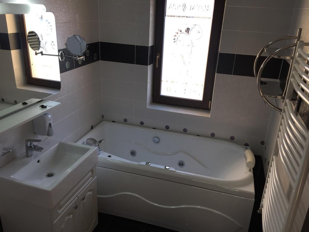 פיאטרה ניאמט Pensiunea Royal Spa חדר תמונה