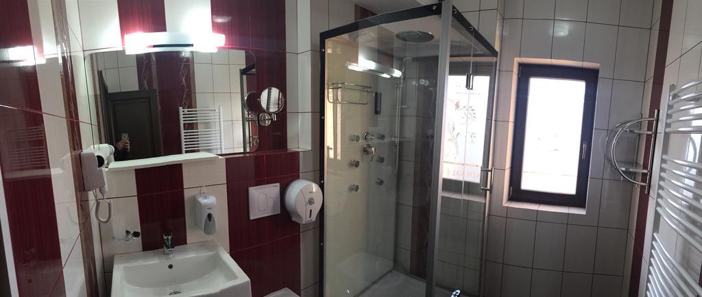 פיאטרה ניאמט Pensiunea Royal Spa חדר תמונה